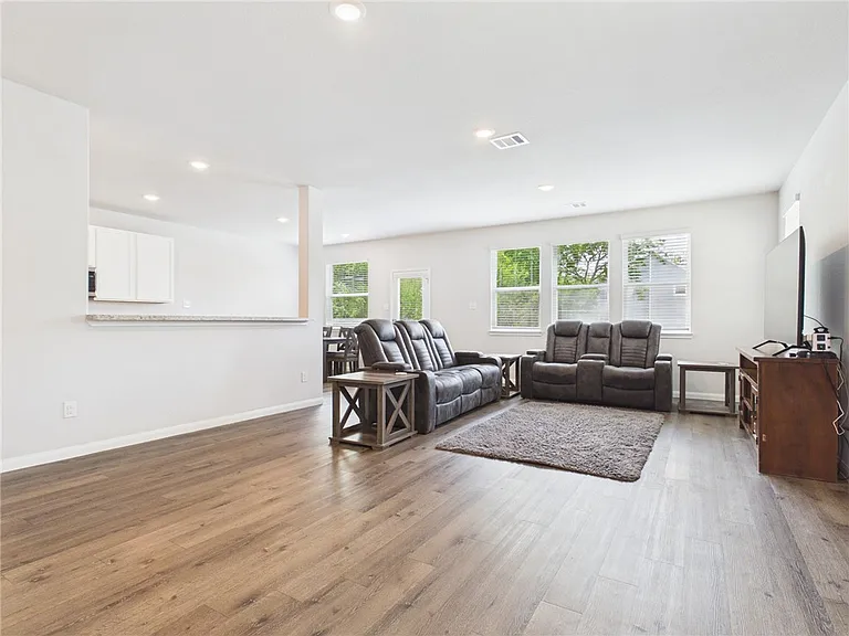 1425 Promise Ct — Photo 3
