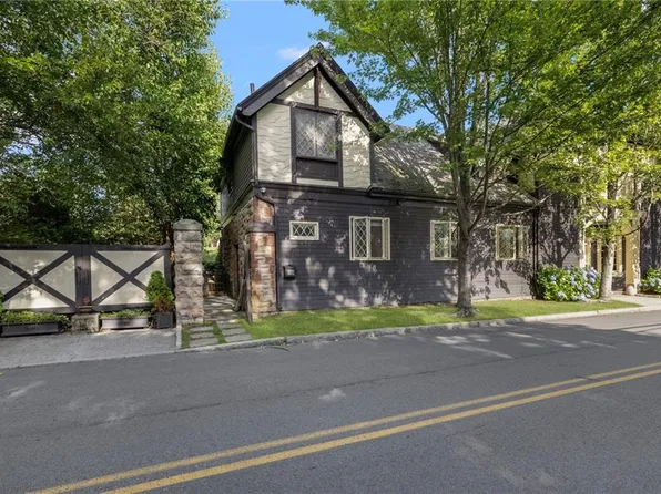 78 Coggeshall Ave #3, Newport, RI 02840