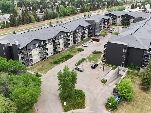 17003 67th Ave NW #104, Edmonton, AB T5T 6Y5