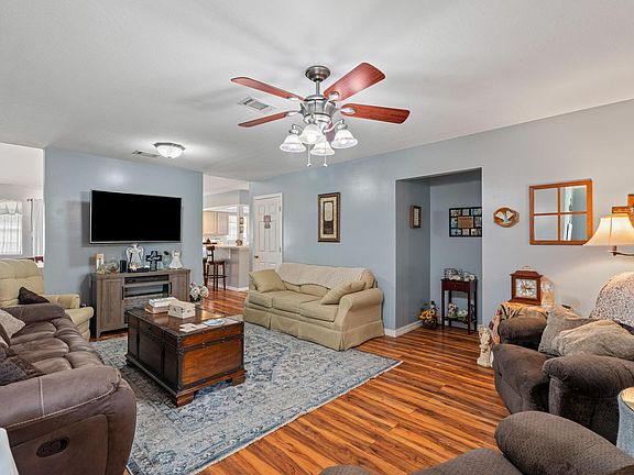 5th image of 84 Moses Ln
