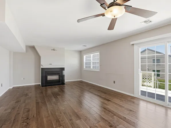 106 Spring Ridge Ct, Lancaster, PA 17601