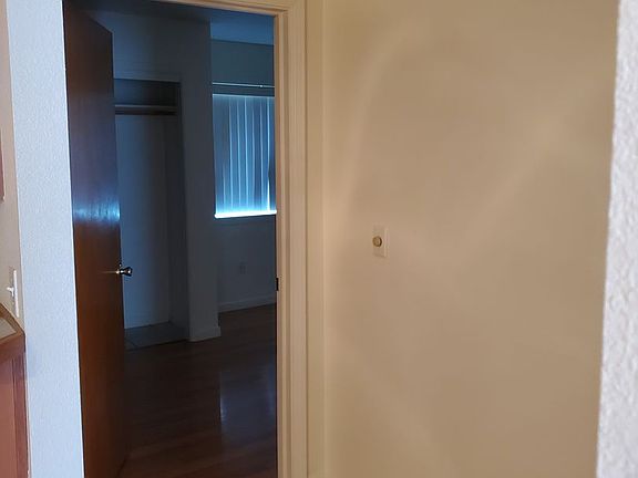 5th image of 1150 N Court St APT B