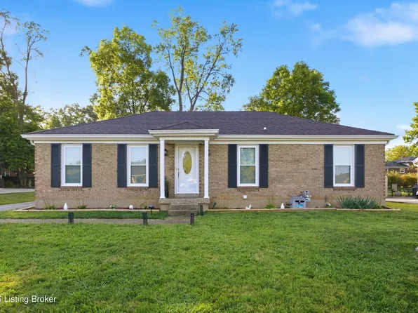 8902 Wooded Glen Rd, Louisville, KY 40220