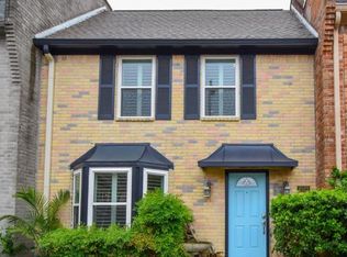 4521 Acacia St, Bellaire, TX 77401