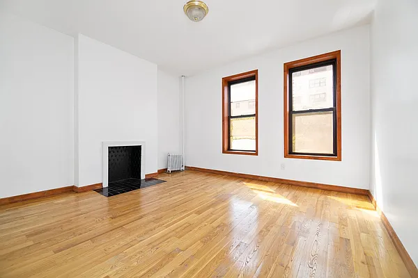 Rented by REAL New York | media 14