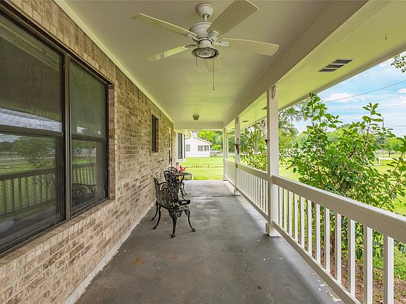 5th image of 2517 Avenue L