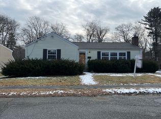 5 Alcann Rd, Beverly, MA 01915