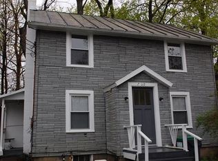 7 1/2 Orchard St, Warwick, NY 10990