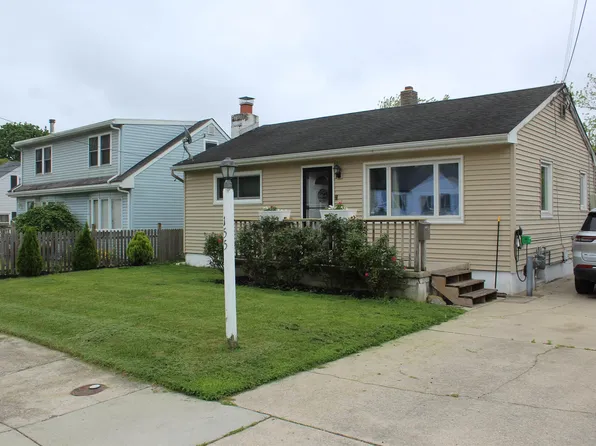 155 Hobart Ave, Absecon, NJ 08201