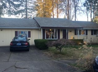 9240 SW Apache Dr, Tualatin, OR 97062