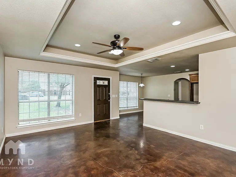 116 Jolin Ln — Photo 6