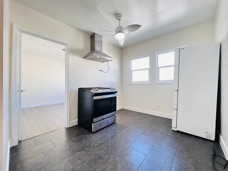 3835 Whittier Blvd #4 — Photo 18