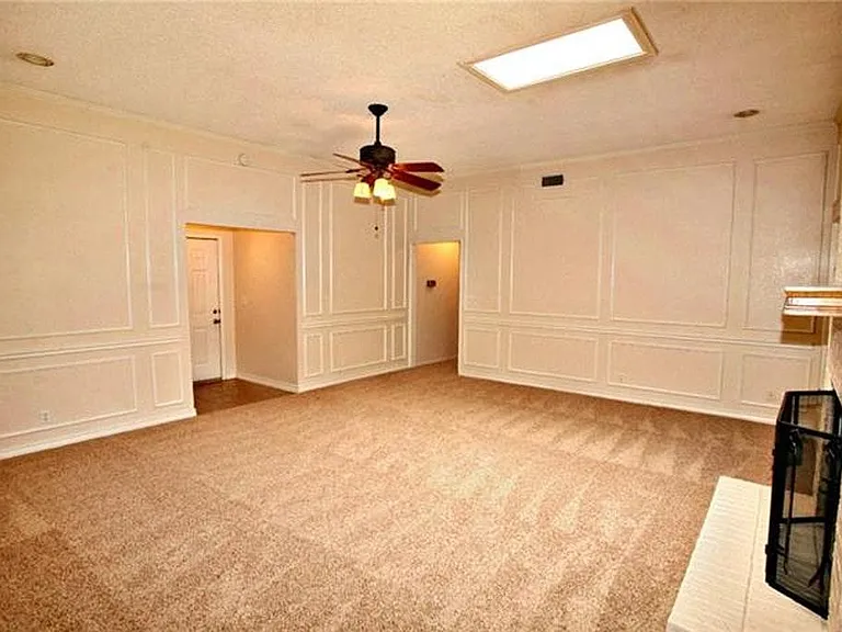 864 Western Trl — Photo 15