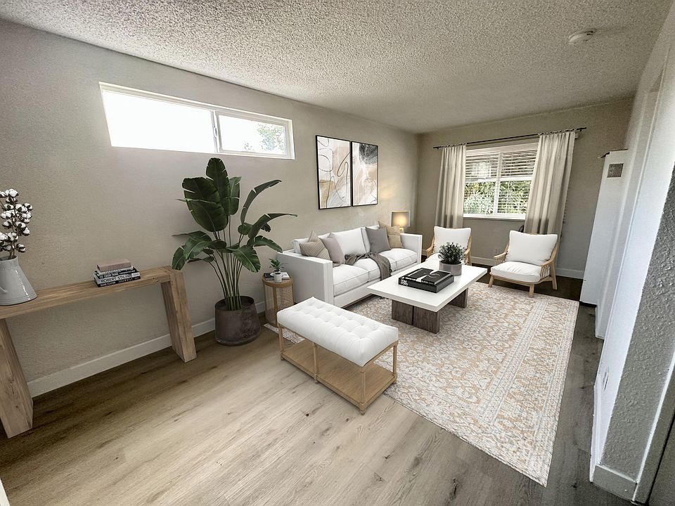 1st image of 833 N Normandie Ave #8F