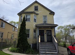 136 S 10th Ave, Maywood, IL 60153