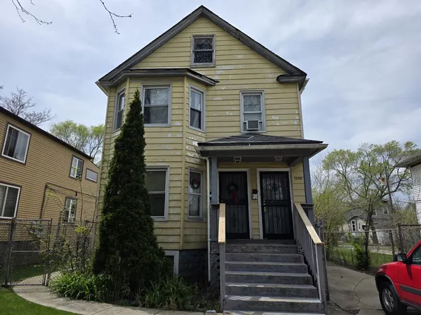 136 S 10th Ave, Maywood, IL 60153