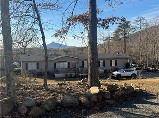 1040 Breezeway Dr, King, NC 27021