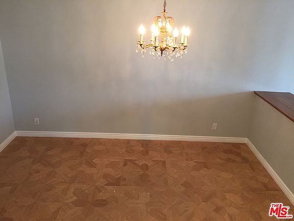 3rd image of 7301 Hannum Ave