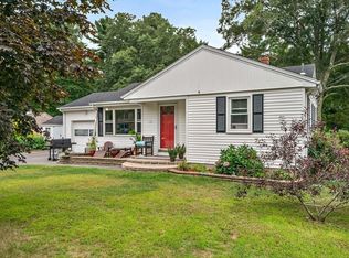 122 Stoneybrook Rd, Raynham, MA 02767