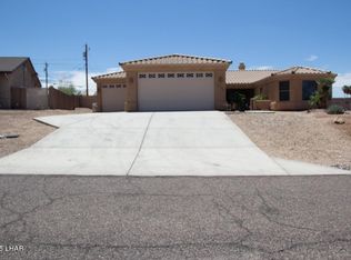 3530 Regal Dr, Lake Havasu City, AZ 86404