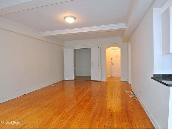 4th image of 353 W 56th St APT 2J