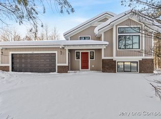 907 Apple Ridge Ct, Allegan, MI 49010