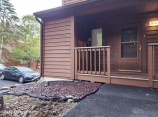 513 Wales Ct, Bushkill, PA 18324