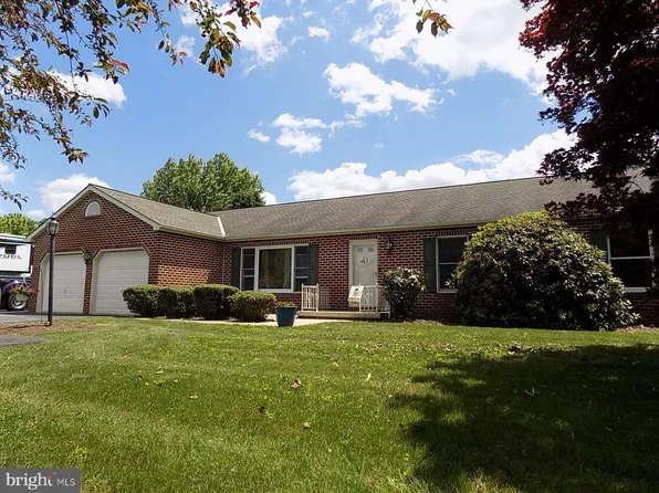 2996 E Prospect Rd, York, PA 17402