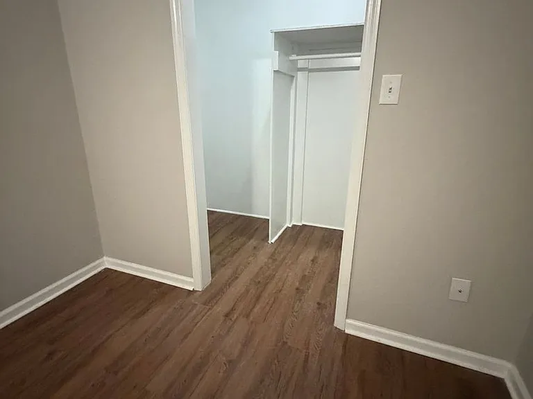 9 Sunset Ave — Photo 4