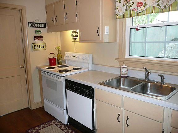 4th image of 1517 Baysdale Ln