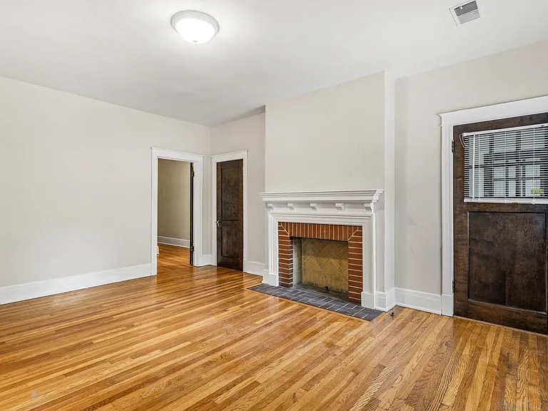 7307 Delmar Blvd #2W — Photo 4