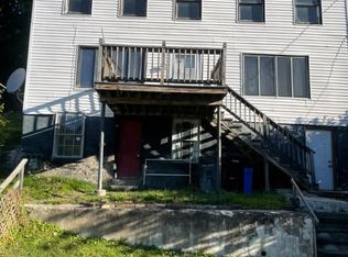 9 Erie St, Troy, NY 12180