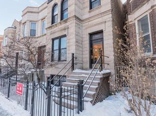 907 W Addison St #1E, Chicago, IL 60613