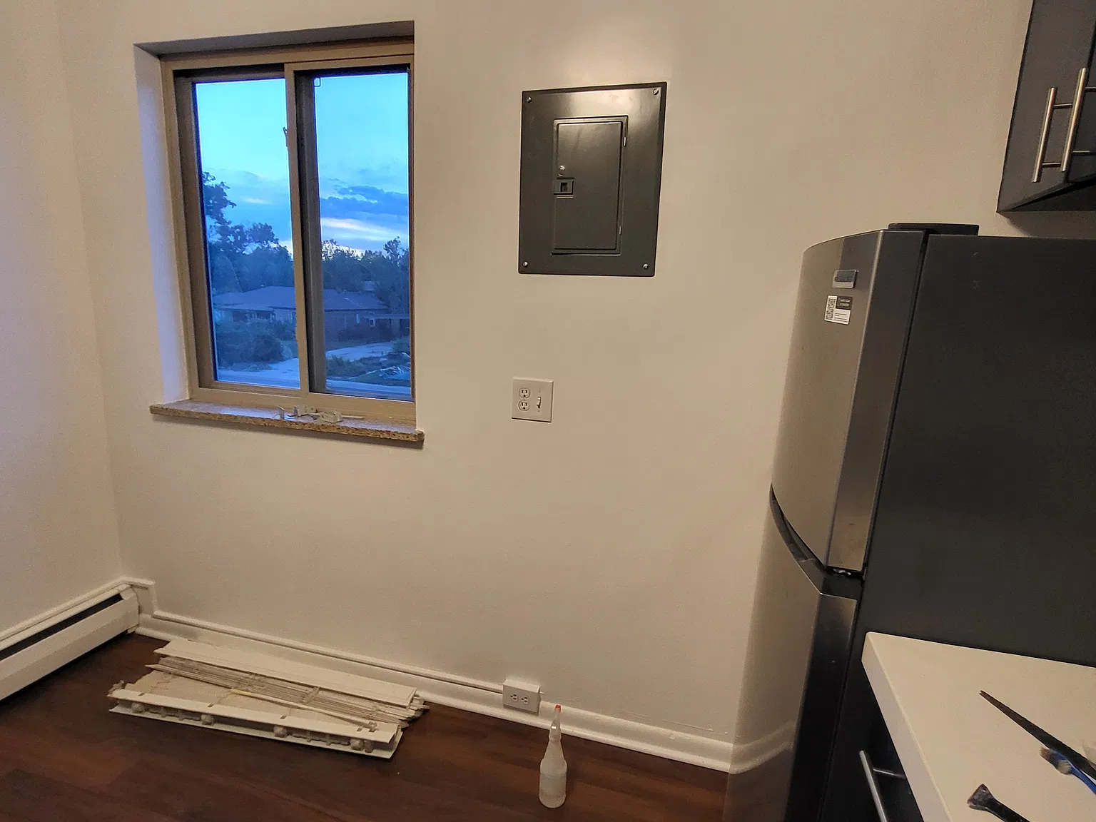 2 bed, 650 sqft, $1,600 — Photo 2