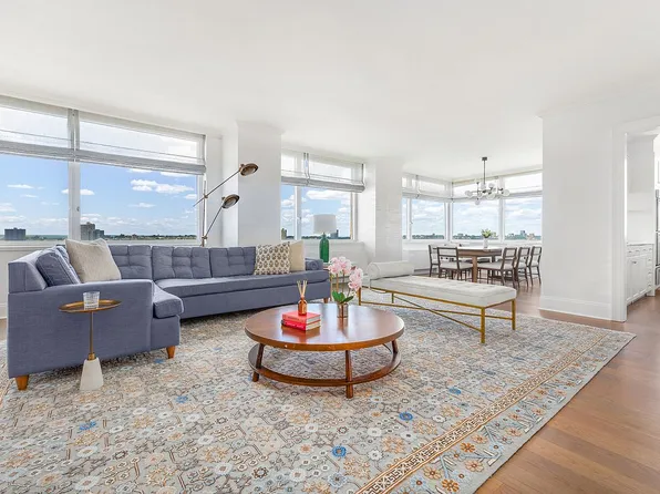100 Riverside Blvd APT 27B, New York, NY 10069
