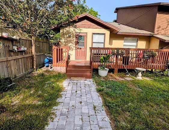 3rd image of 1021 LOVE LANE #39