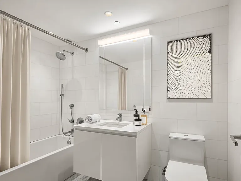 685 1st Ave #24E — Photo 8