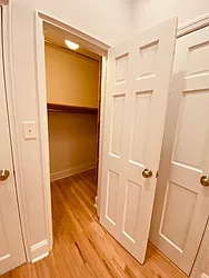 Rented by Metropolis Real Estate of Manhattan