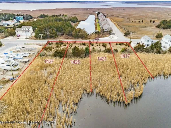 1421 Radio Rd, Little Egg Harbor, NJ 08087