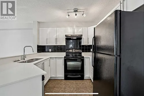 60 Panatella St NW Photo 1