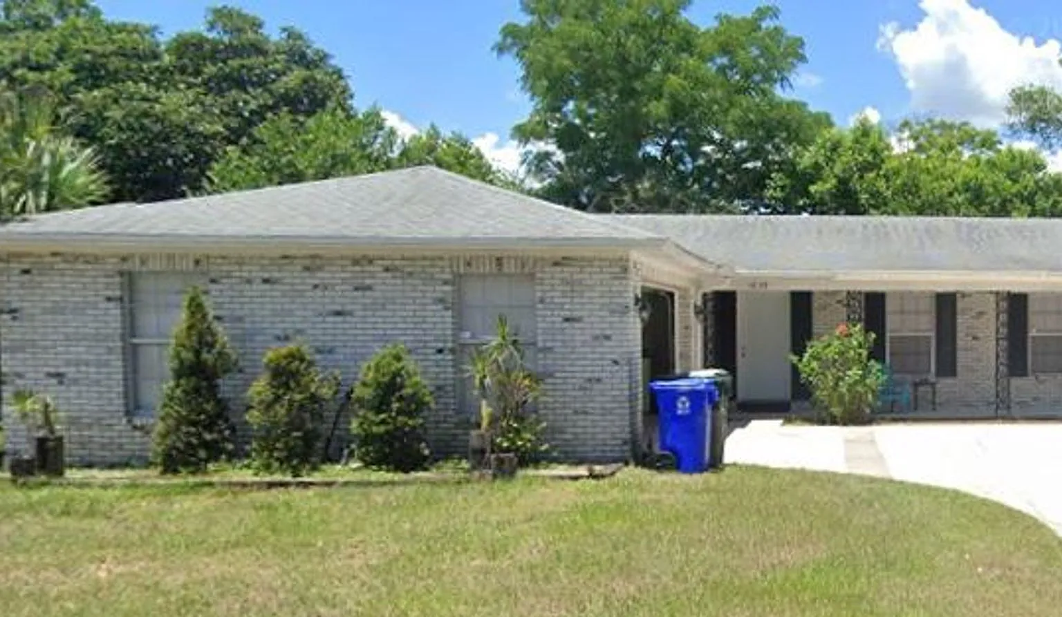 Central Lakeland Rental Home — Photo 1