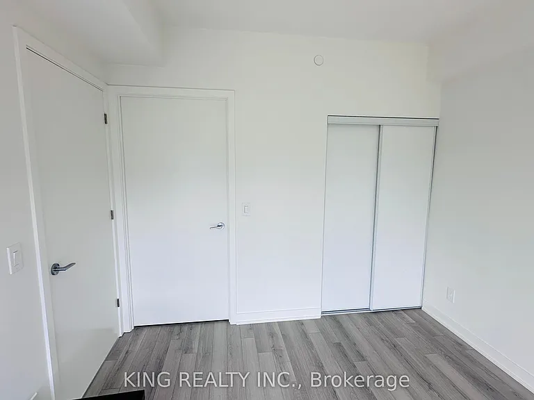 3079 Trafalgar Rd #1802 — Photo 10