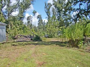 6620 Rainbow Rd, Grand Ridge, FL 32442