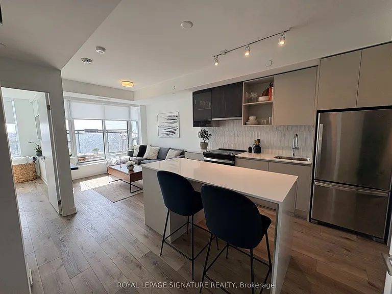405 Dundas St N #429 — Photo 2