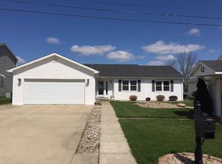 2100 Admirals Ct, Rochester, IN 46975