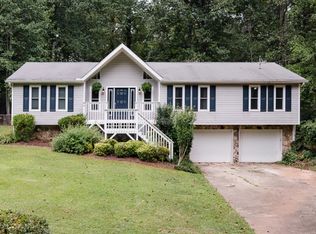 813 Randy Ct, Woodstock, GA 30188