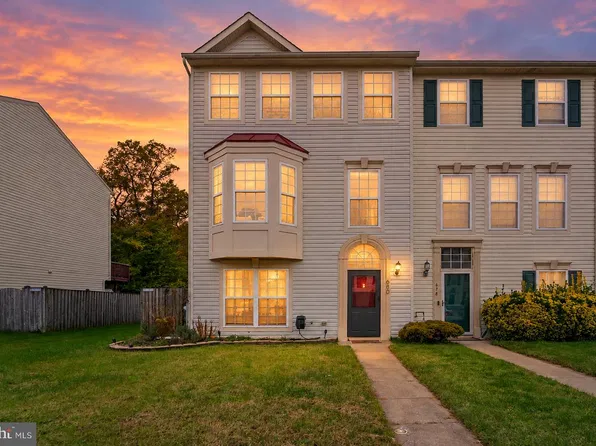 680 Seawave Ct, Middle River, MD 21220