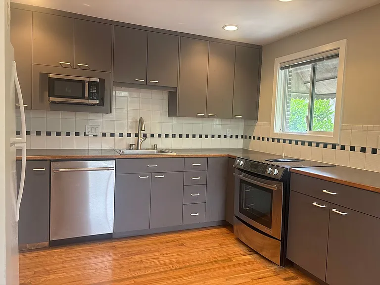 5536 TG Myint LLC — Photo 16