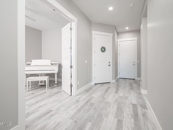 2nd image of 1531 W Rhea Road