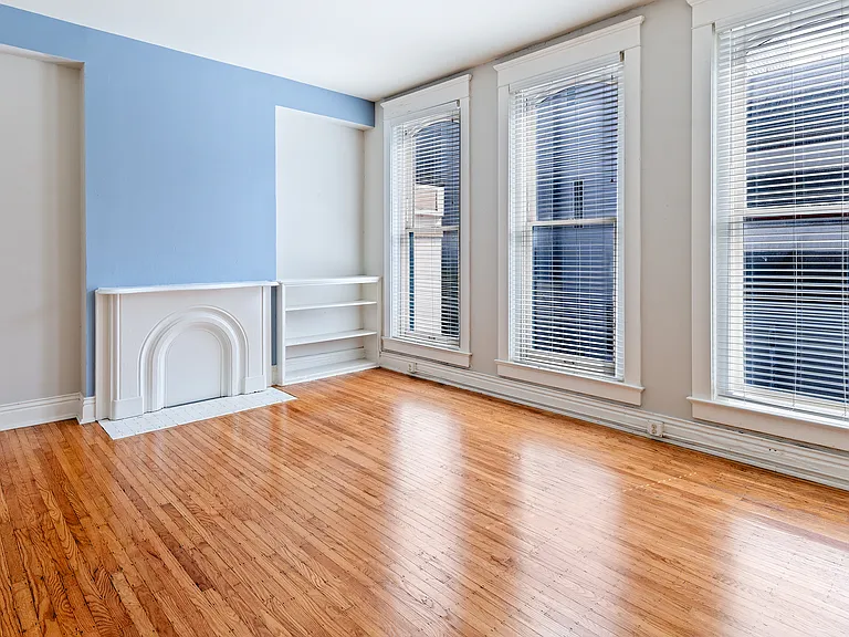 566 S 4th St #405 — Photo 18